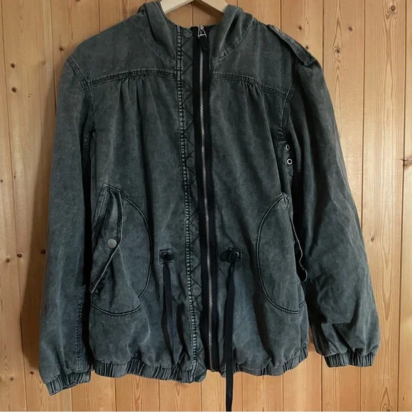 Insight Jacket - Picture 1 of 4